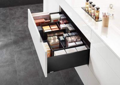 V�ce informac� o v�robku Kompletn� z�suvka LEGRABOX �ern� "C" 270 mm 40 kg s tlumen�m