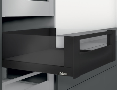 V�ce informac� o v�robku Kompletn� vnit�n� z�suvka LEGRABOX free �ern� "C" s relingem 350 mm 40 kg s tlumen�m