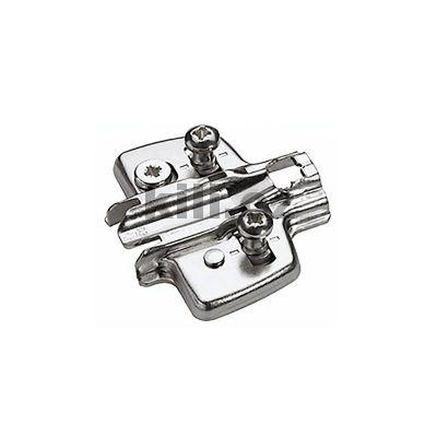 V�ce informac� o v�robku K��ov� mont�n� deska s p��m�m nastaven�m v��ky, poniklovan�, �ada otvor� 37 x 32 mm, s Euro �rouby (pro vrt�n� o 5 x 12 mm), vzd�lenost 1,5 mm