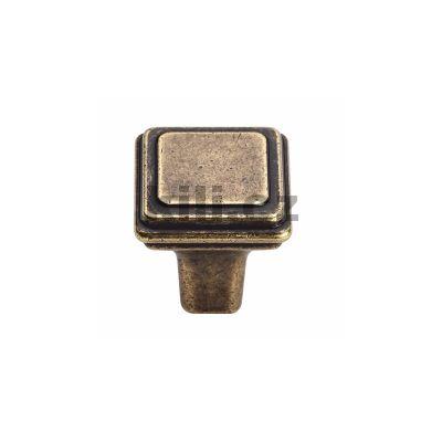 V�ce informac� o v�robku Knopka CASTELLO staromosaz patina